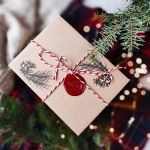 Boks świąteczny kubek lisy i podkładka - pakowany na prezent