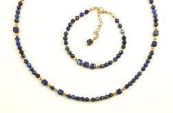 komplet z lapis lazuli.