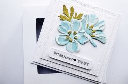 Subtelna kartka ślubna z kwiatami handmade