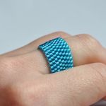 Pierścionek koralikowy niebieski 3 - pierścionek niebieski