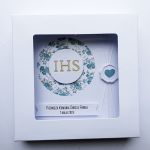 Kartka komunijna z niezapominajkami handmade - Kartka komunijna w ozdobnym pudełku