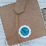 Kartka imieninowa (lub na inną okazję) z bukietem róż i stokrotek  - Tył kartki i tył etykietki