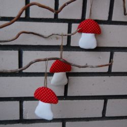 Muchomorki choinkowe