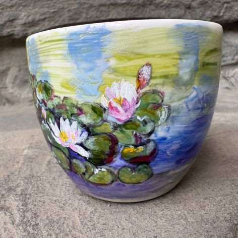 Porcelanowa filiżanka ręcznie malowana Lilie wodne 