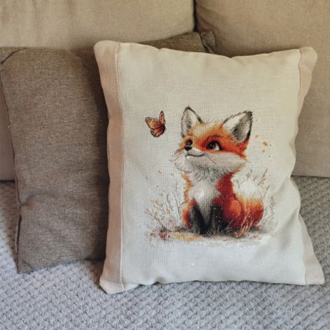 Poszewka z haftem liska do poduszki dekoracyjnej