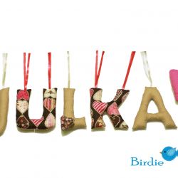 Dekoracyjne Literki na Ściane szyte ręcznie
