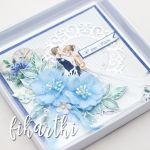 Kartka ślubna w pudełku z Parą Młodą KS2207 - kwiaty z materiału