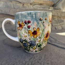 Porcelanowy kubek ręcznie malowany-Polne kwiaty 