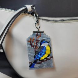 Sikorka - brelok zawieszka na klucze, torebkę, plecak tkany z koralików