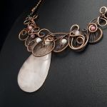 Miedziany wisior z kwarcem różowym - Rose Quartz copper necklace (with chain) / wire wrapped / artisan jewellery for women /