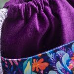 Fioletowa listonoszka z kominem z tłoczonego weluru i weluru w kwiaty – handmade - 