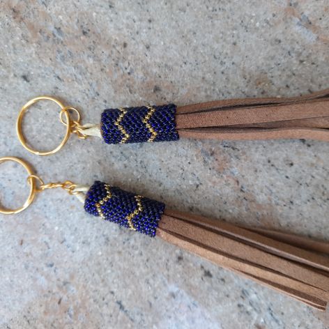 Brelok, brelok skórzany, brelok z koralikami