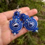 Kolczyki sutasz z SODALITEM - 