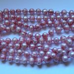 Jasnoróżowe perły naturalne, długi sznur pereł, naszyjnik z perłami - 