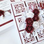 Kartka ROCZNICA ŚLUBU rubinowo-biała / Z - Rubinowo-biała kartka na rocznicę ślubu w pudełku