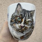 Porcelanowy kubek ręcznie malowany Kot w kocimiętce  - 