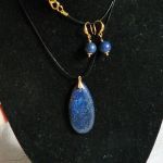 Lapis lazuli z pirytem biżuteria w złocie - 