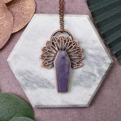Miedziany wisior z czaroitem Santa Muerte #335 Miedziany wisior z czaroitem Santa Muerte #335