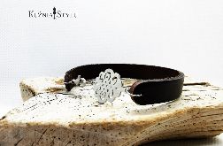 Damska bransoletka skórzana z łącznikiem kwiat