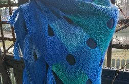 Niebiesko turkusowa chusta na drutach