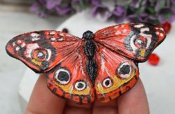 Duża broszka czerwony motyl