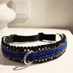 Szeroka obroża Paracord Handmade 42-50 cm L niebiesko-szaro-biało-czarna - Przód góra