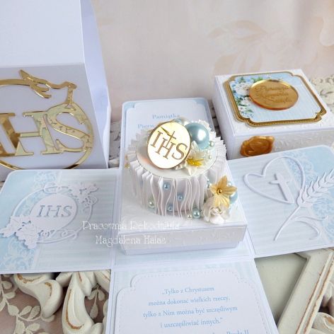 Komunijny exploding box 584