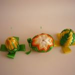 Pisanka  zdobiona wstążką - 