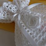 Profitka na świecę z białą różyczką - 