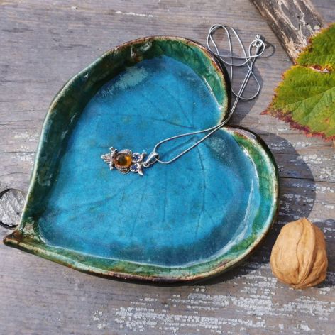 Ceramiczny liść, talerz serce malwy (c22)