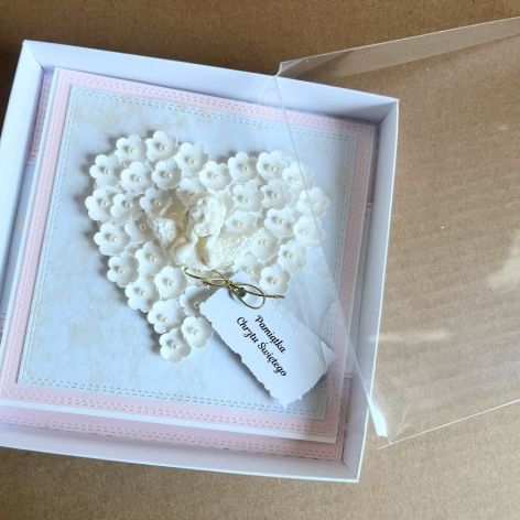 169,kartka na chrzest św. w pudełku z torebką