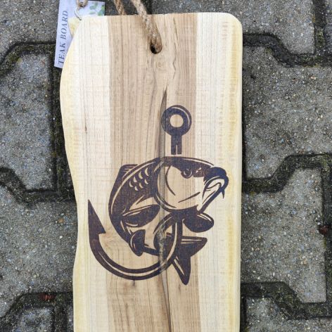 drewniana deska kuchenna ryba
