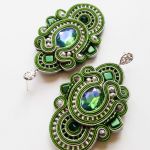 Zielono-srebrne kolczyki z kryształkami - 