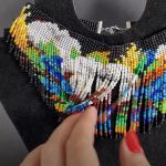 Komplet z frędzliami "Bawełna i Borówki" naszyjnik-czoker i bransoletka - Komplet z frędzliami "Bawełna i Borówki" naszyjnik-czoker i bransoletka