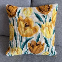 Poduszka żółte kwiaty tulipany 