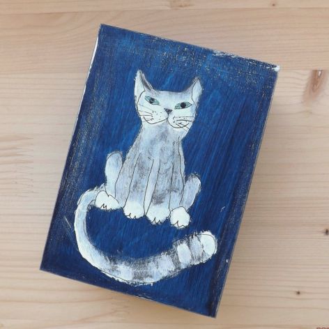 Pudełko malowane średnie - Kot w granatowym