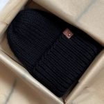 Wełniana czapka z wywinięciem - czarna - Gruba wełniana czapka oversize z bardzo szerokim wywinięciem-czarna