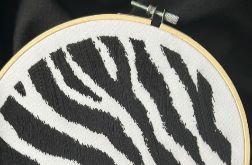 Tamborek zebra print haft