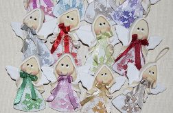 Kolorowa śnieżka - aniołki z masy solnej, dekoracja świąteczna