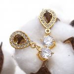 DELIKATNE KOLCZYKI SZTYFTY Z CYRKONIAMI - AURORA - 