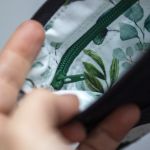 Czarny portfelik z kieszonkami - 