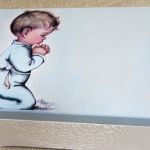 Modlący się chłopiec 30x20 kufer, Chrzest - null