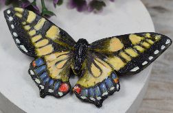 Broszka motyl - pastelowy żółty