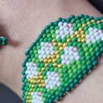 Komplet biżuterii koralikowej "Wiosenne Konwalie" Prezent dla Niej - Komplet biżuterii koralikowej "Wiosenne Konwalie" Prezent dla Niej