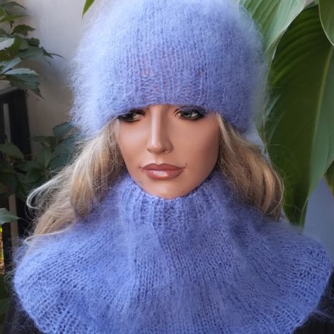 Moherowy komplet w kolorze jasno niebieskim 