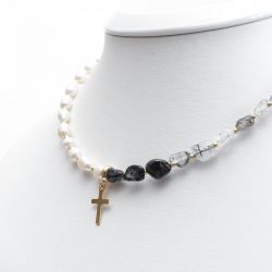 NASZYJNIK "SANCTUM" - ŚWIATŁO I REFLEKSJA