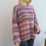 Róże i fiolety sweter oversize - sweter