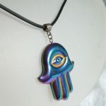 Hematyt tęczowy, wisiorek Ręka Fatimy, talizman - 
