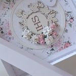 Kartka Komuia Święta w białym pudełeczku - Kartka Komuia Święta w białym pudełeczku