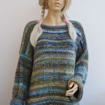 Melanżowy sweterek oversized mech i oliwki - sweater oversized